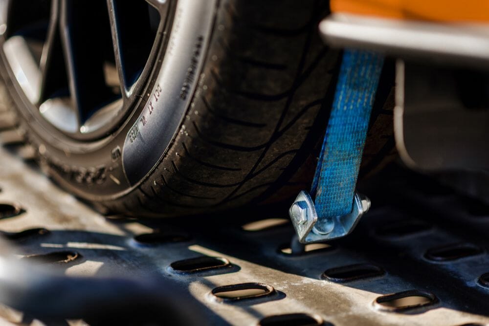 ¿Puede un Toyota Camry remolcar? 2 Configuración de su Camry para remolcar